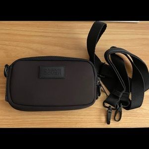 Danger Dover Mara phone sling